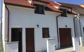 Ubytování nad sklípkem v Šatově